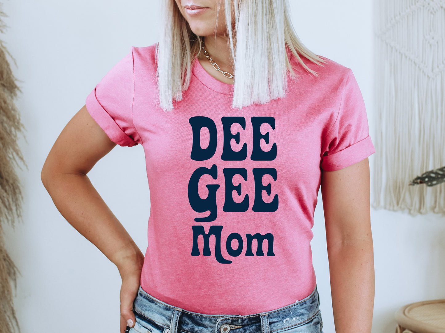 Delta Gamma Got it from my Mom Sorority T-shirt _ 3082g