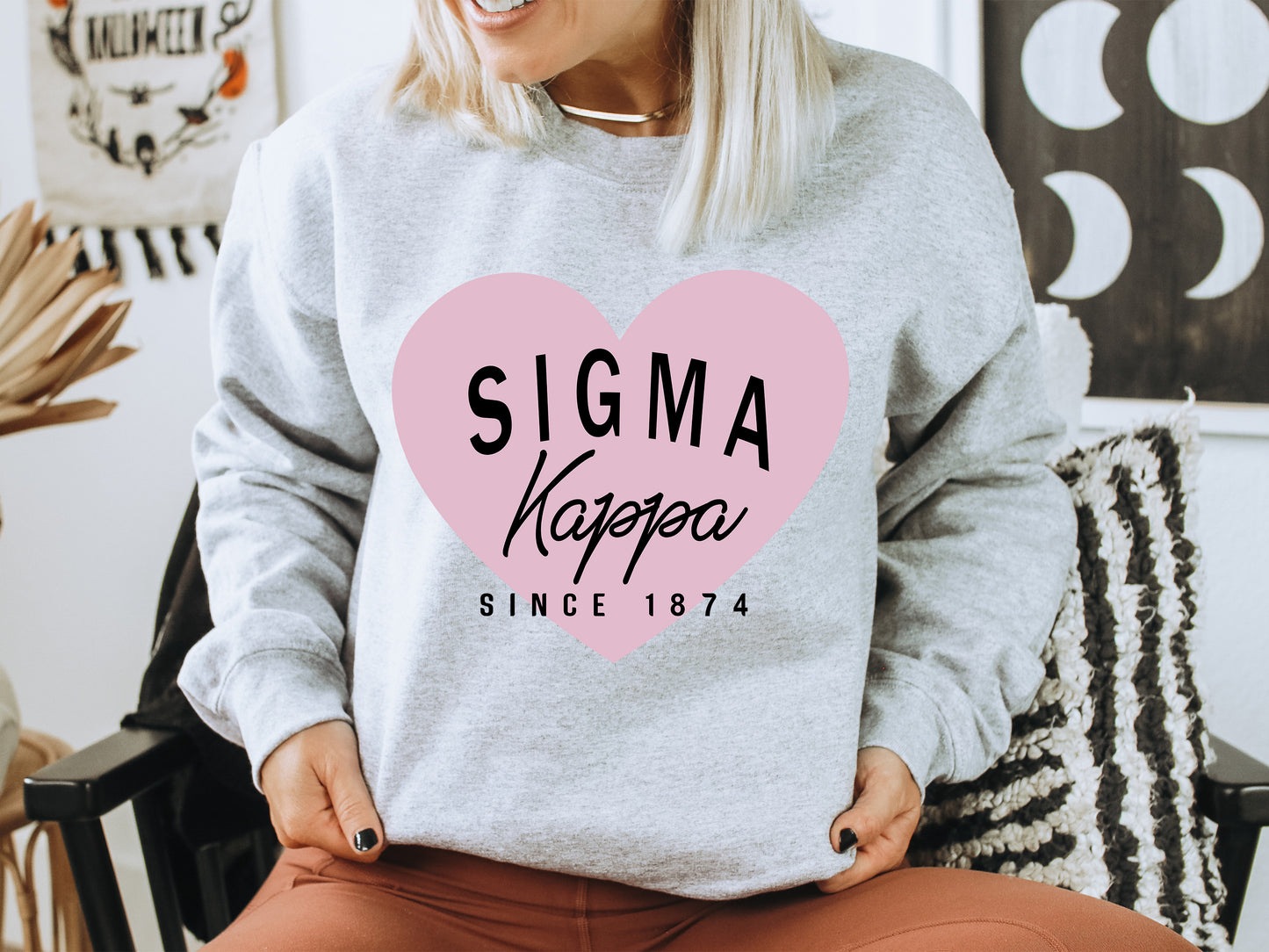 Sigma Kappa Pretty in Pink Sorority Sweatshirt _ 462g