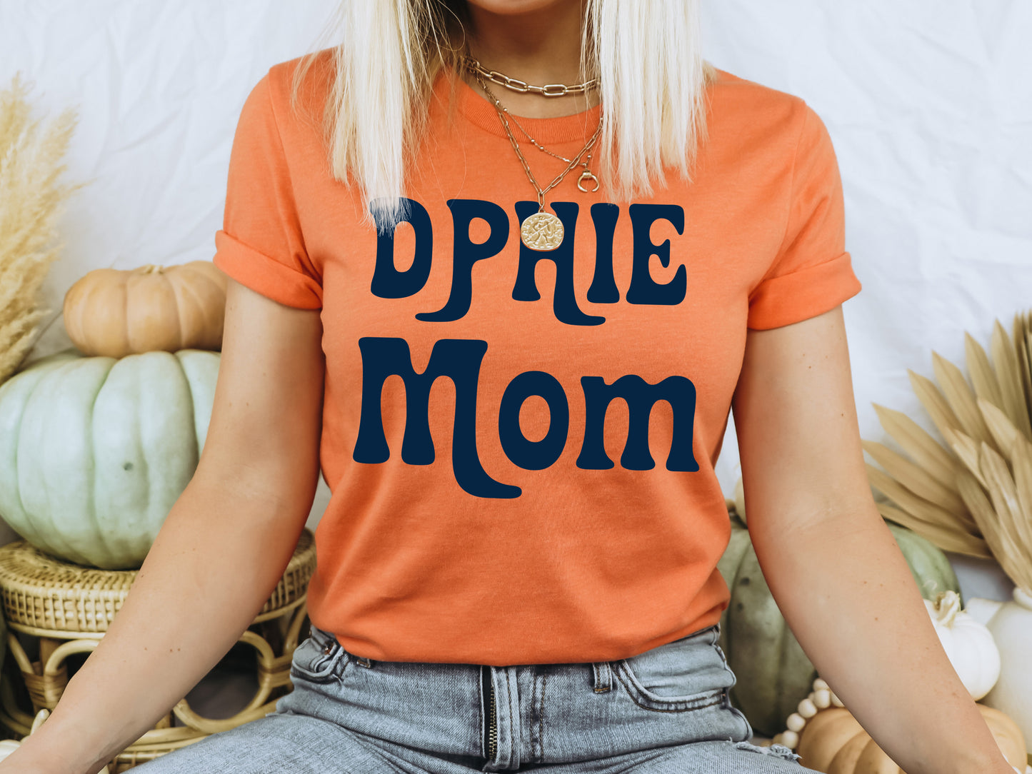 Delta Phi Epsilon Got it from my Mom Sorority T-shirt _ 3083g