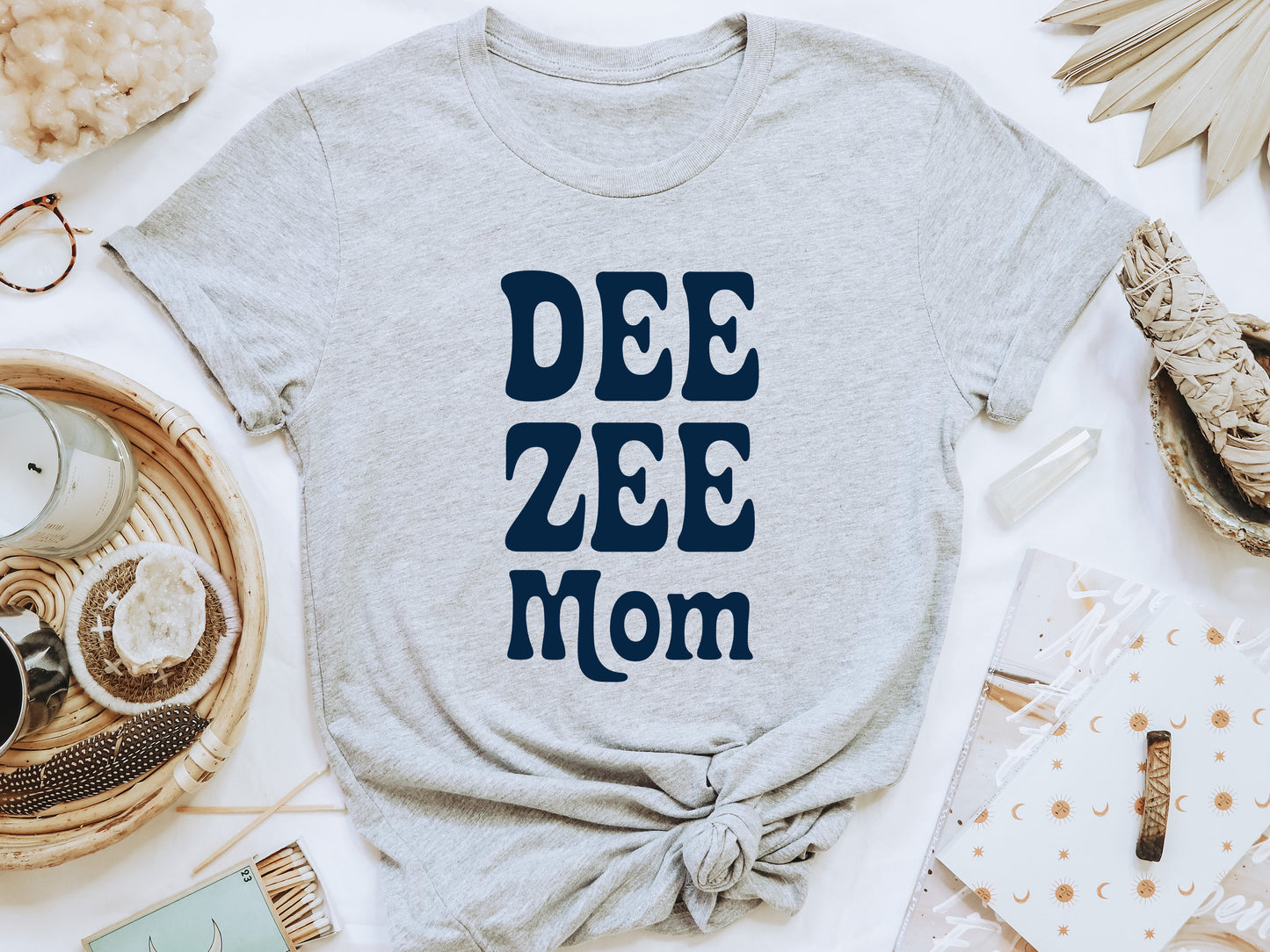 Delta Zeta Got it from my Mom Sorority T-shirt _ 3084g