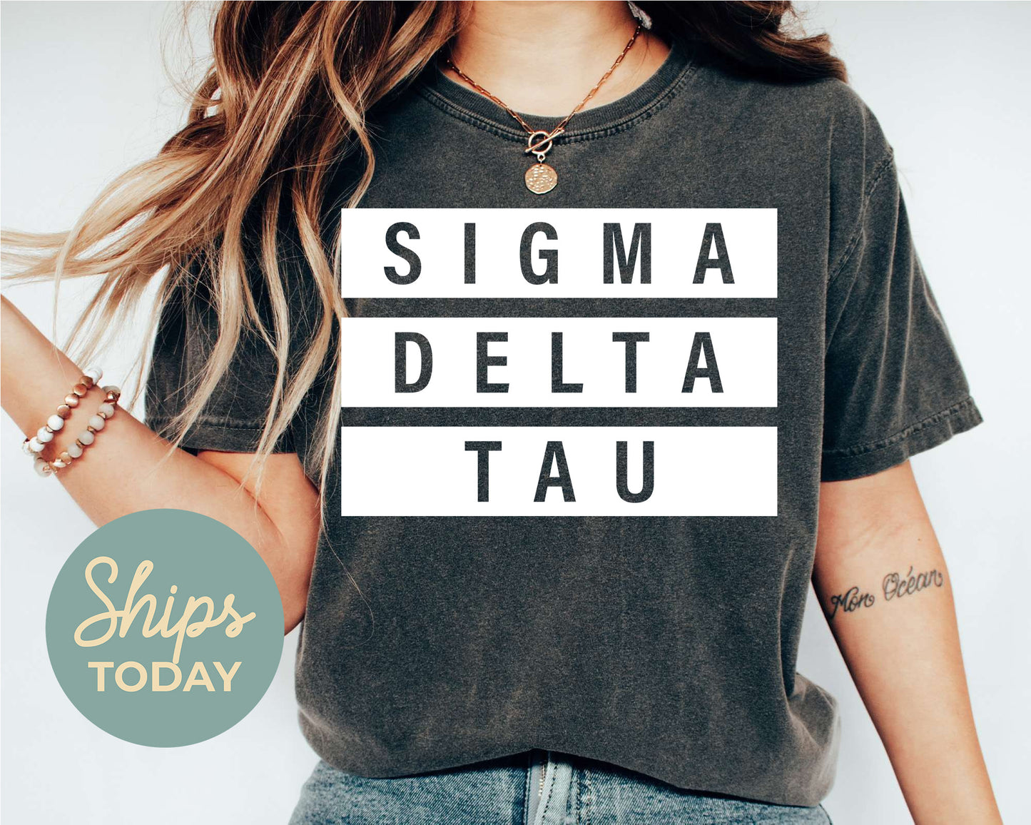 Sigma Delta Tau Faded White Box Sorority T-shirt _ 3354g