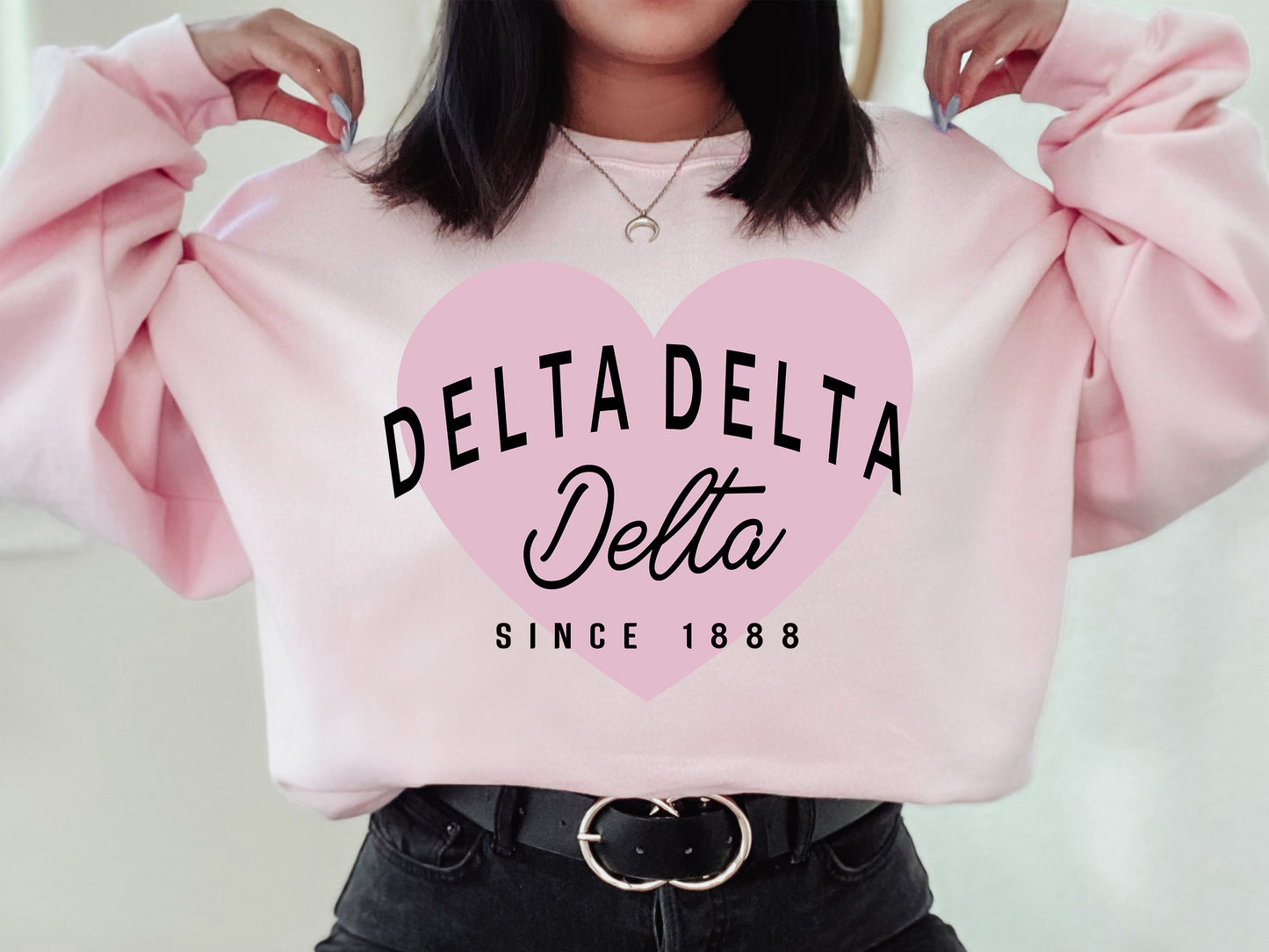 Delta Delta Delta Pretty in Pink Sorority Sweatshirt _ 450g