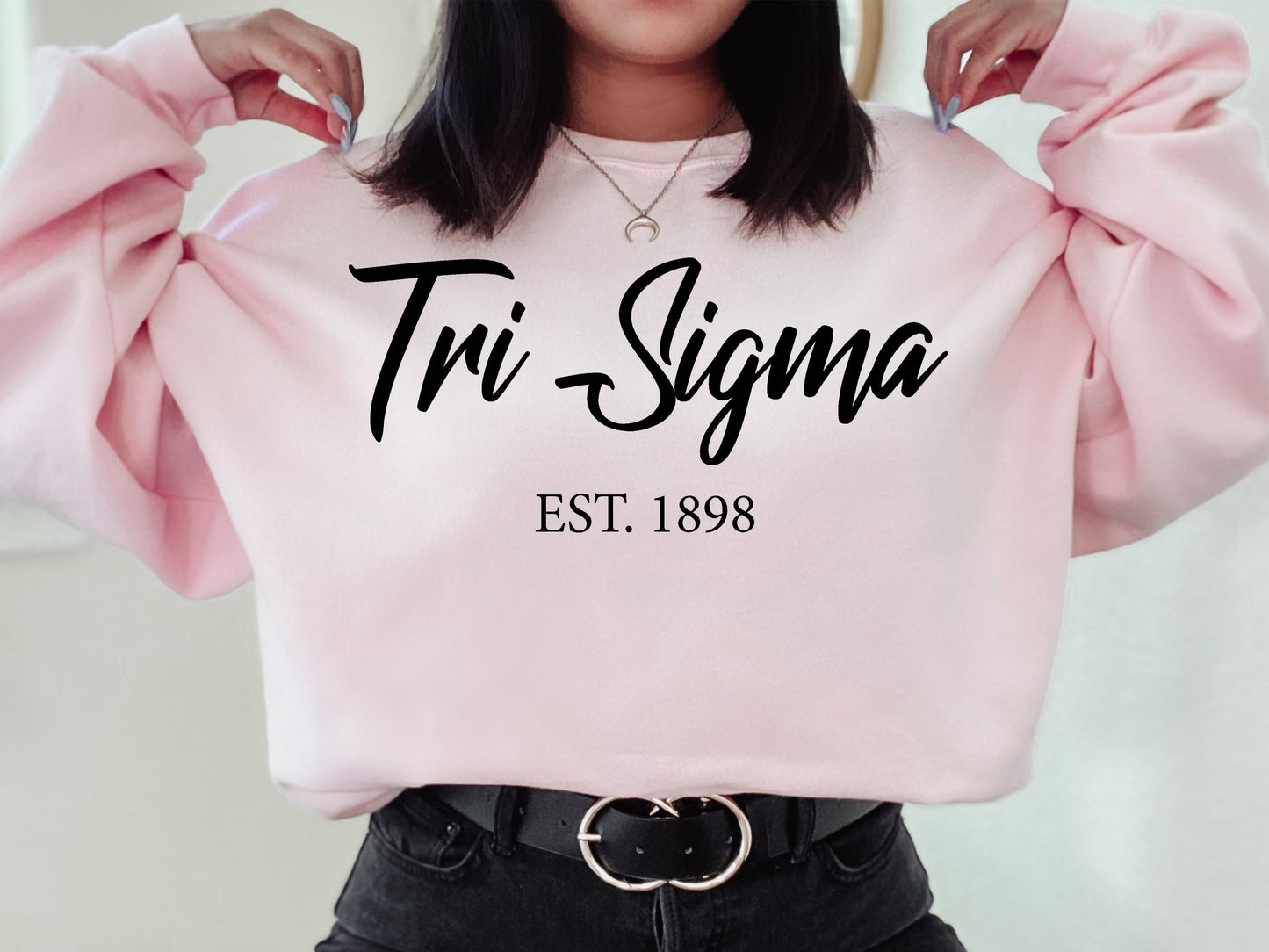Sigma Sigma Sigma Black Flowy Sorority Sweatshirt _ 100g