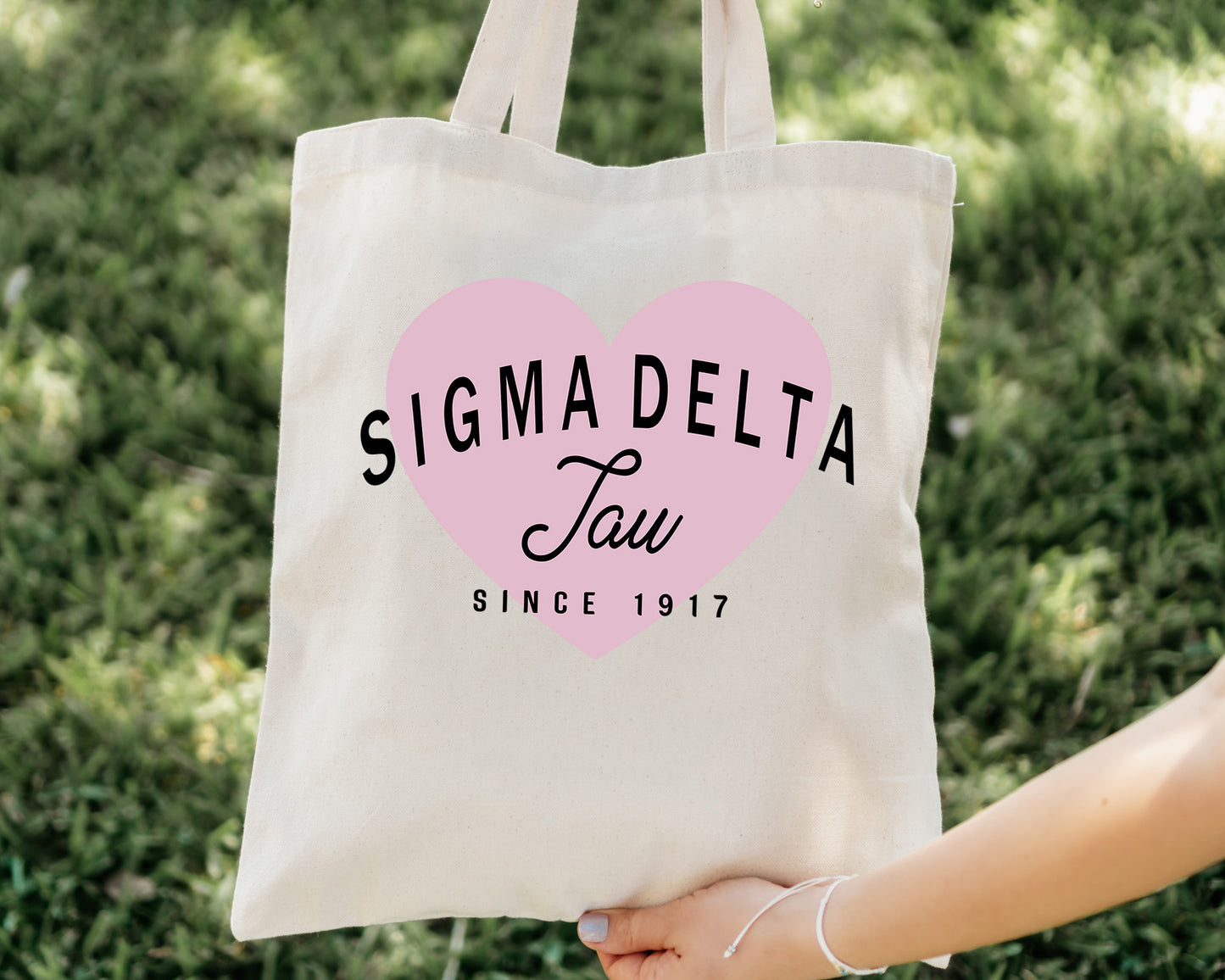 Sigma Delta Tau Pretty in Pink Sorority Tote Bag _ 34303g