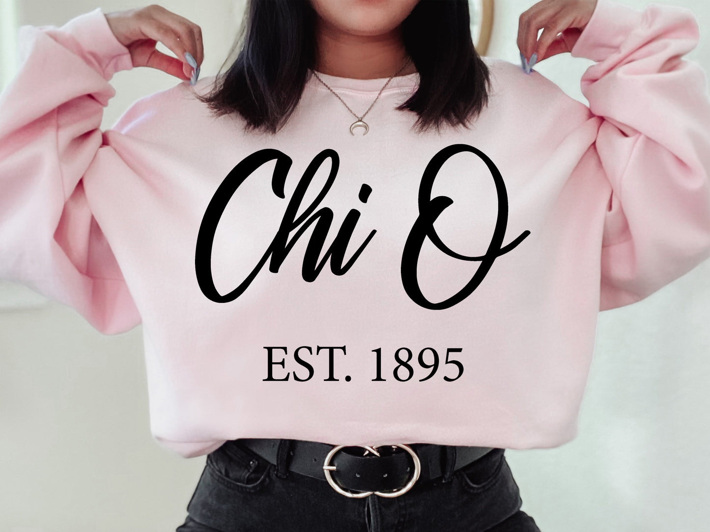 Chi Omega Black Flowy Sorority Sweatshirt _ 86g