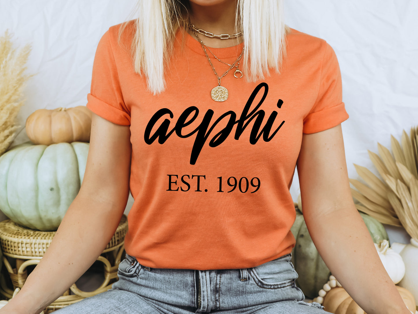 Alpha Epsilon Phi Black Flowy Sorority T-shirt _ 79g