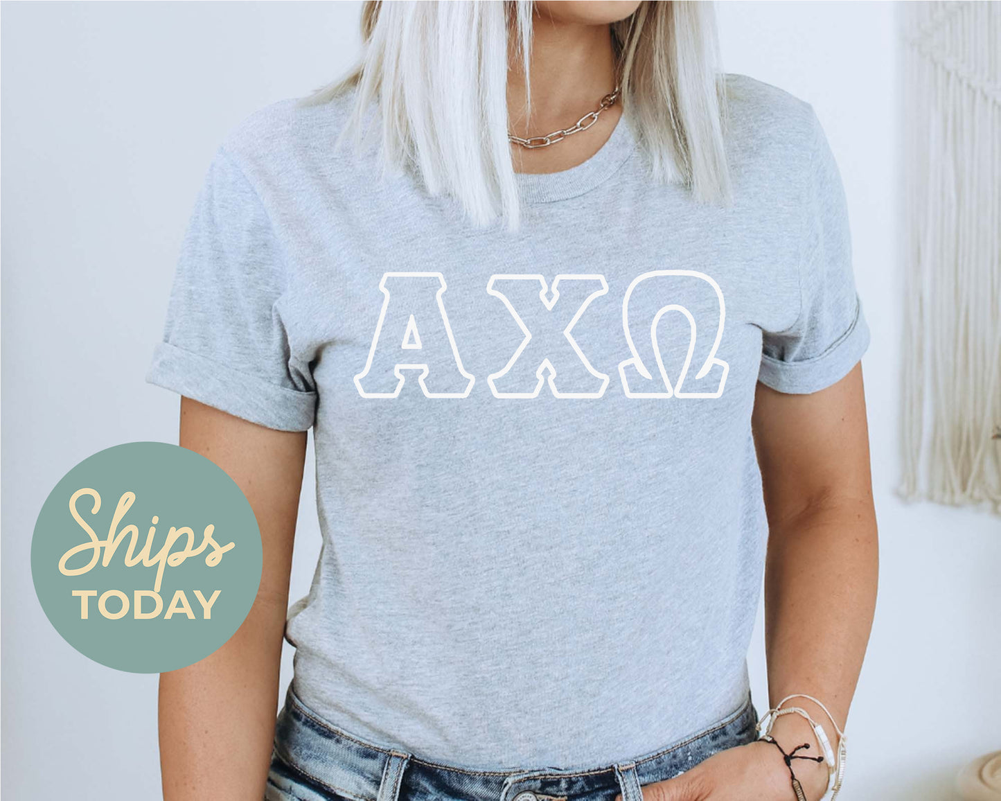 Alpha Chi Omega White Letter Outline Sorority T-shirt _ 30791g