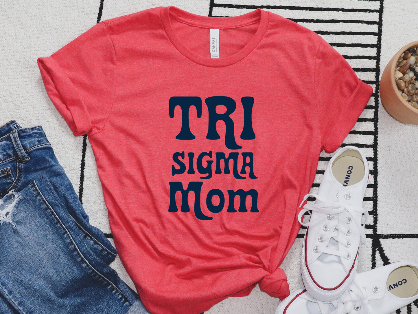 Sigma Sigma Sigma Got it from my Mom Sorority T-shirt _ 3094g