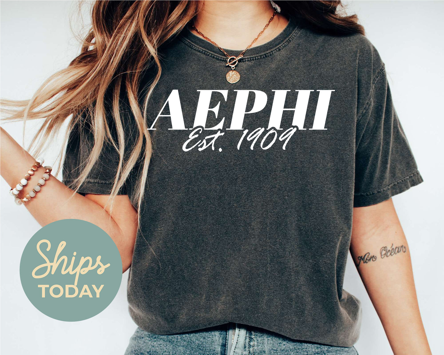 Alpha Epsilon Phi Mom Sorority T-shirt _ 30819g