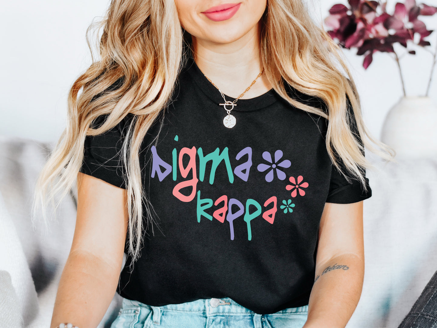 Sigma Kappa Colorful Floral Sorority T-shirt _ 2625g