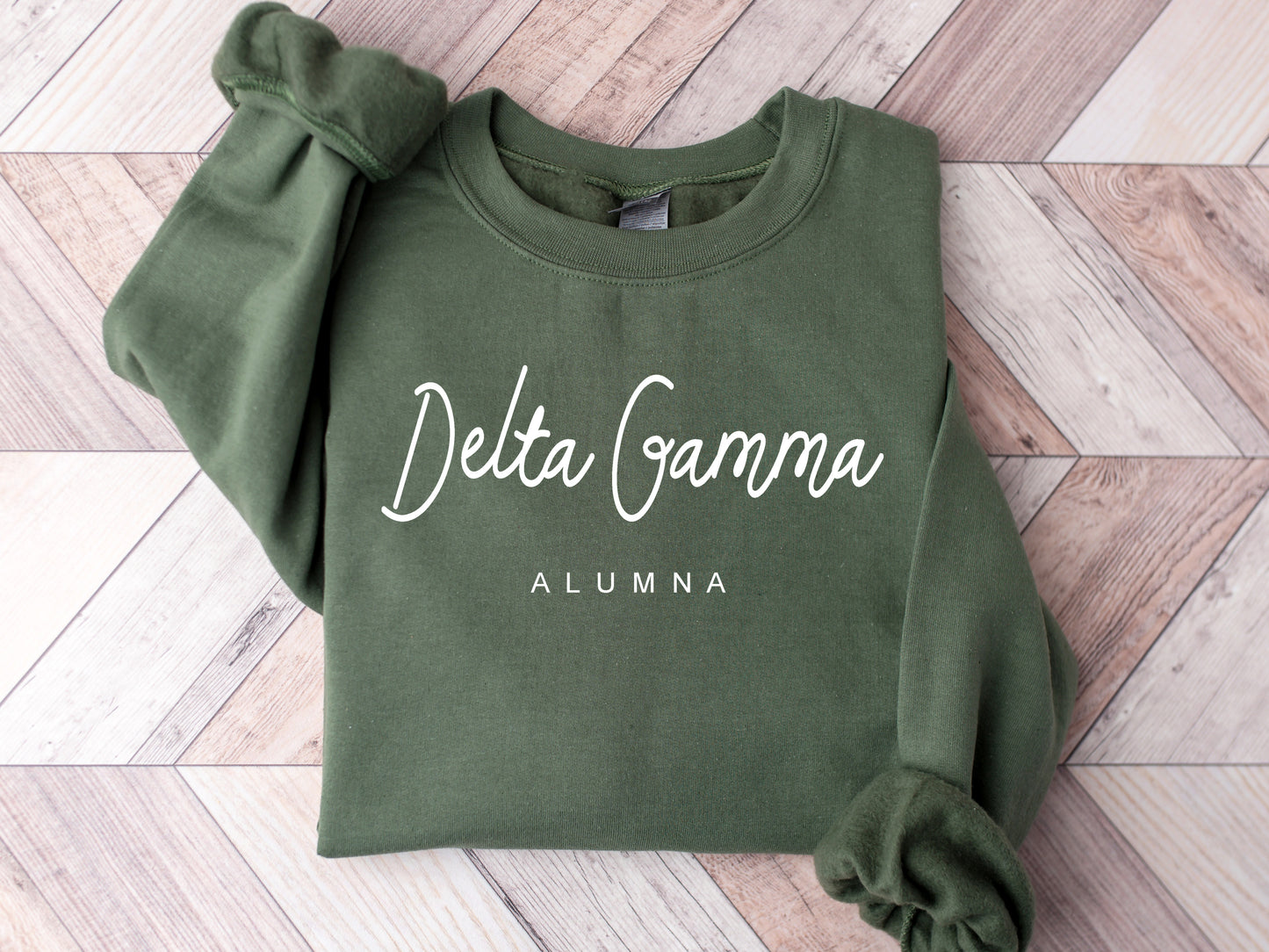 Delta Gamma Flashy Alumna Sorority Sweatshirt _ 2536g