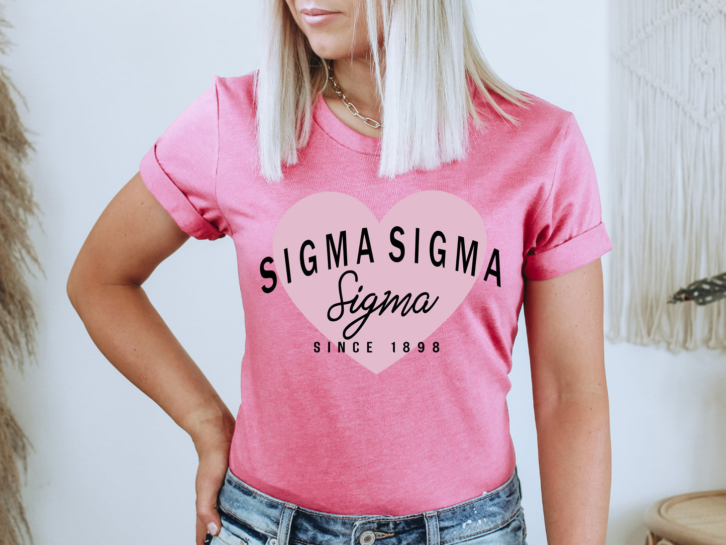 Sigma Sigma Sigma Pretty in Pink Sorority T-shirt _ 463g