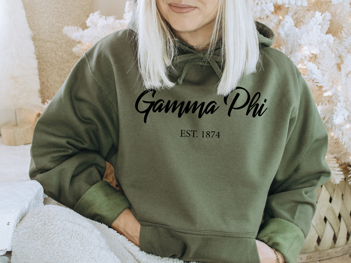 Gamma Phi Beta Black Flowy Sorority Hoodie _ 91g
