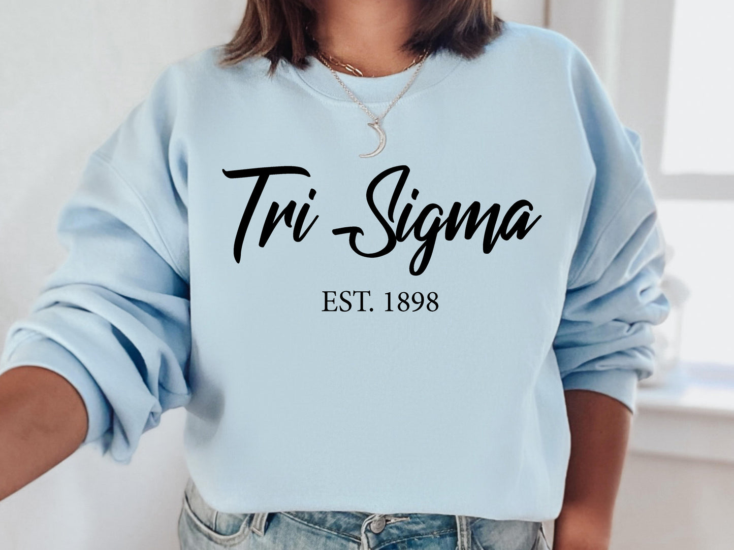 Sigma Sigma Sigma Black Flowy Sorority Sweatshirt _ 100g