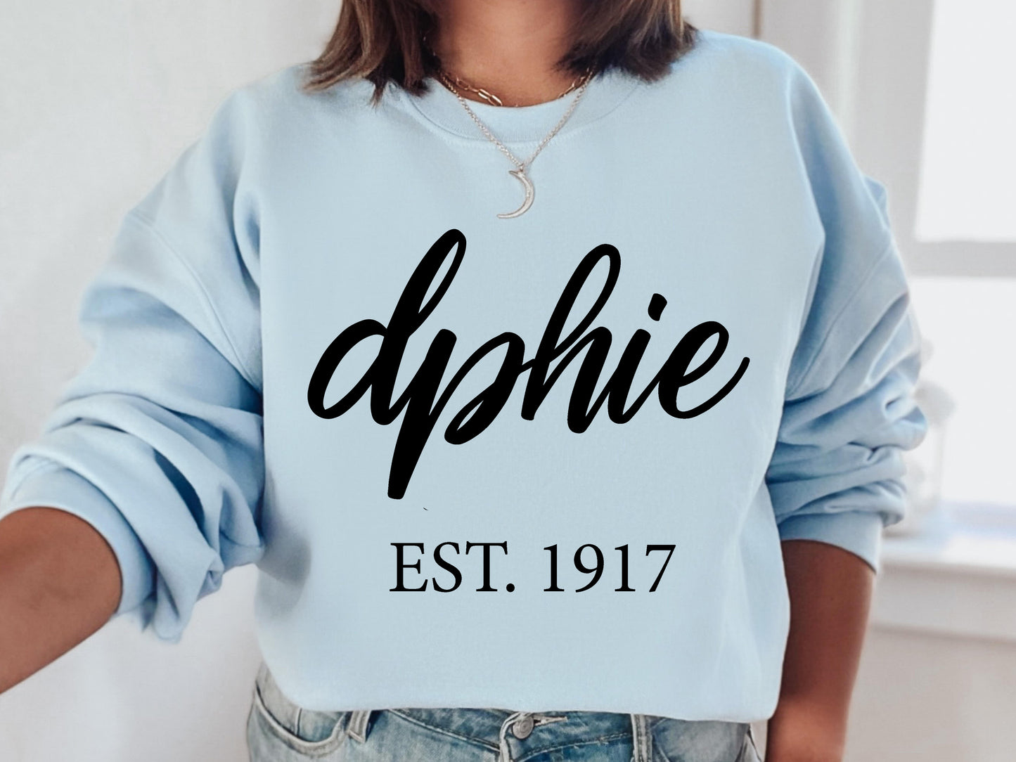 Delta Phi Epsilon Black Flowy Sorority Sweatshirt _ 89g