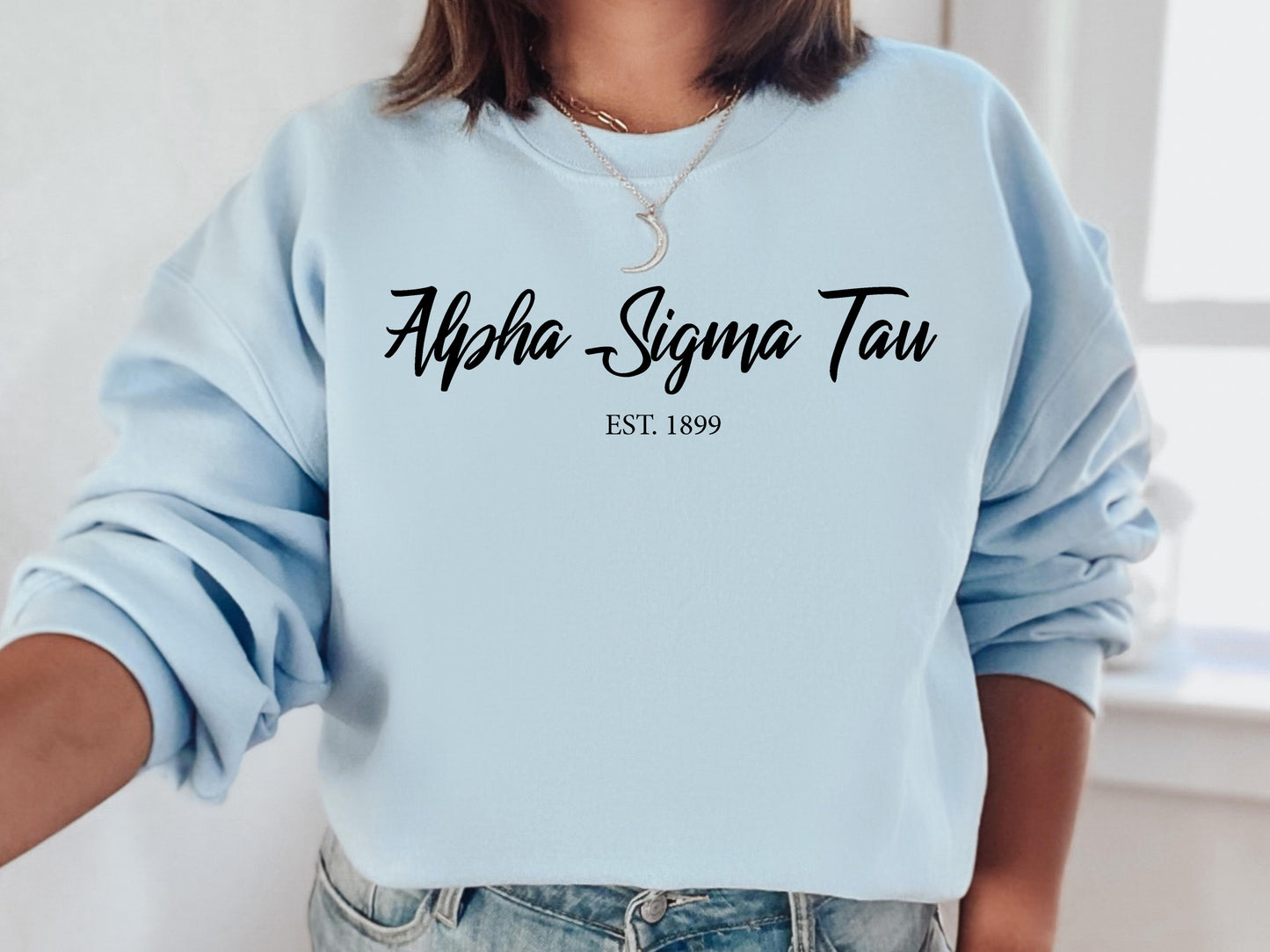 Alpha Sigma Tau Black Flowy Sorority Sweatshirt _ 84g