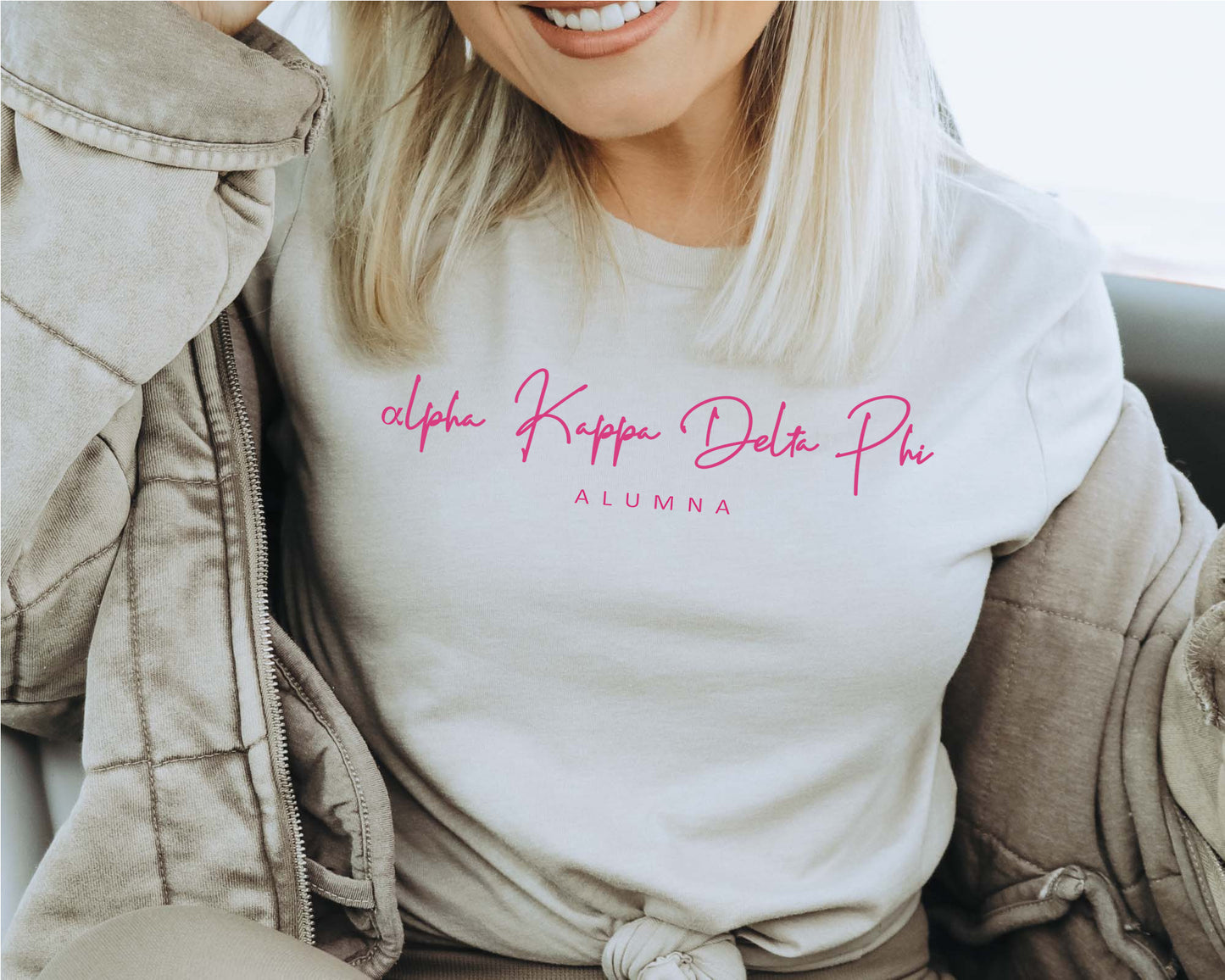 Alpha Kappa Delta Phi Vintage Alumna Sorority T-shirt _ 3495g