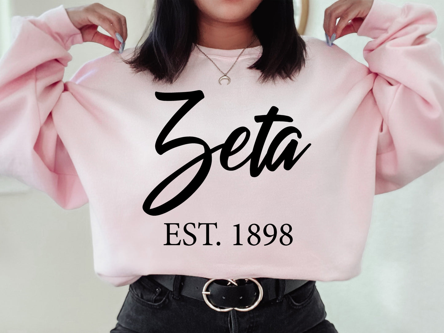 Zeta Tau Alpha Black Flowy Sorority Sweatshirt _ 102g
