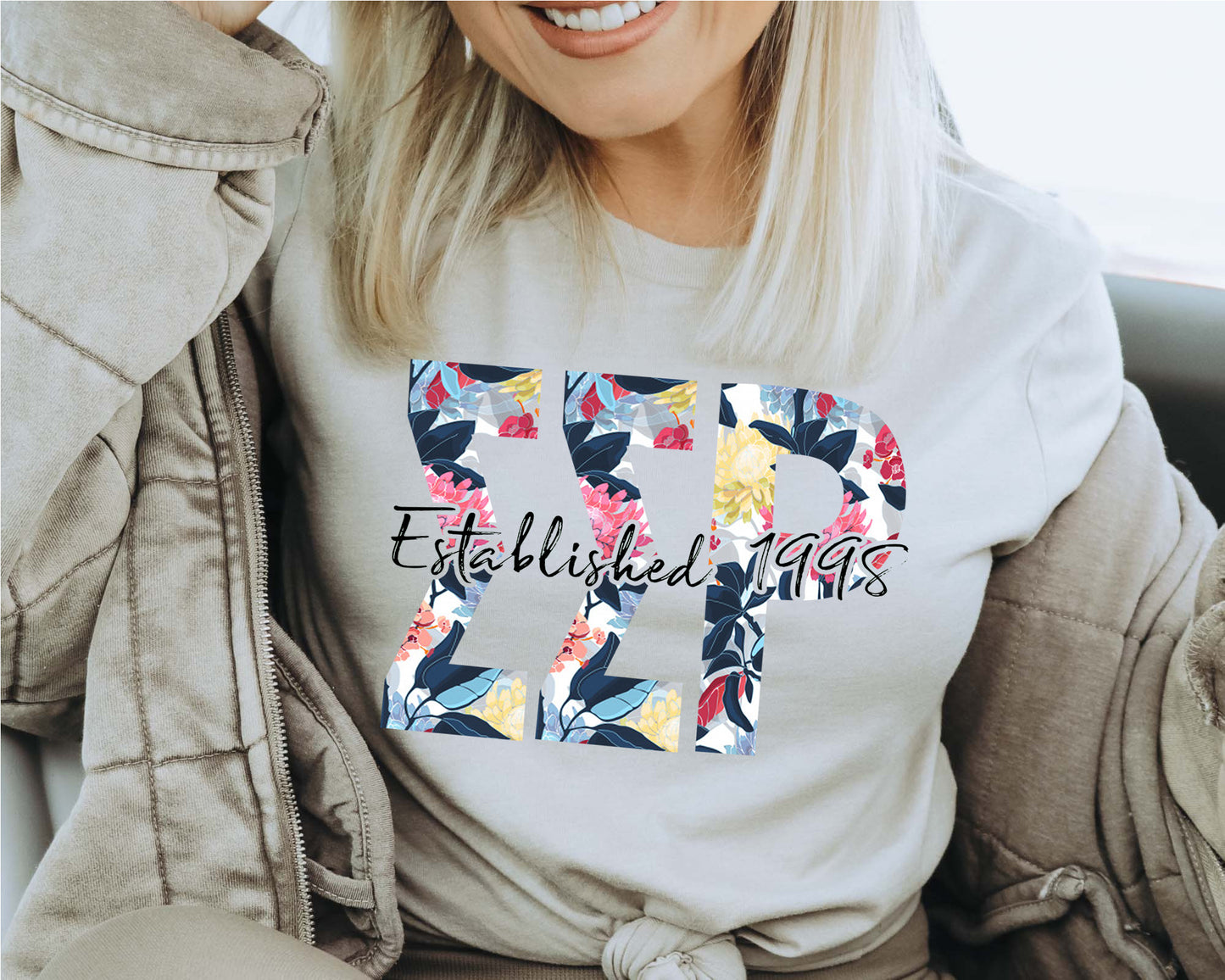 Sigma Sigma Rho Floral Block Sorority T-shirt _ 3521g