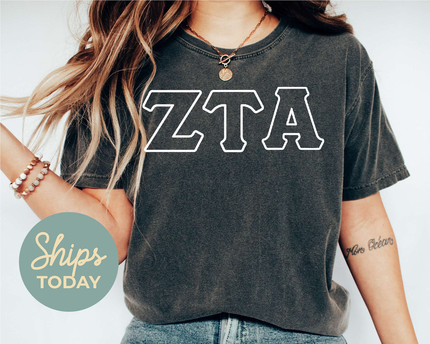 Zeta Tau Alpha White Letter Outline Sorority T-shirt _ 30816g