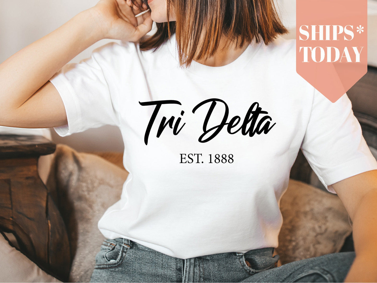 Delta Delta Delta Black Flowy Sorority T-shirt _ 87g