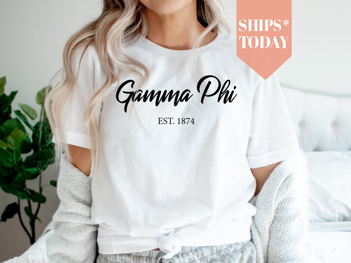 Gamma Phi Beta Black Flowy Sorority T-shirt _ 91g