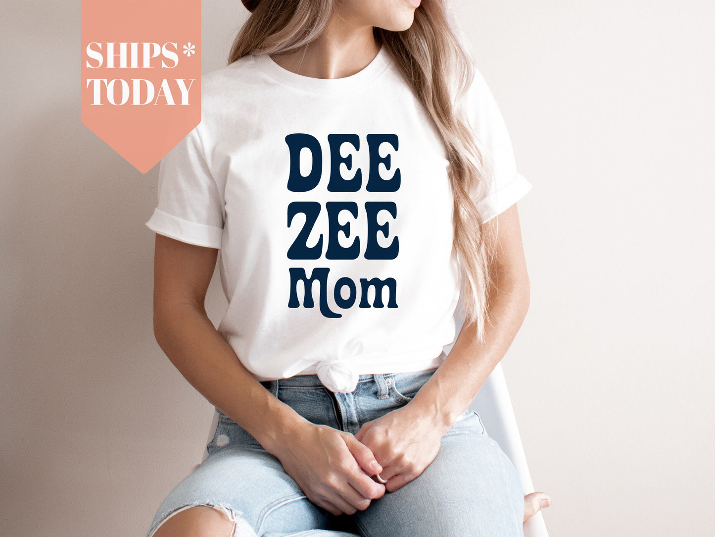 Delta Zeta Got it from my Mom Sorority T-shirt _ 3084g