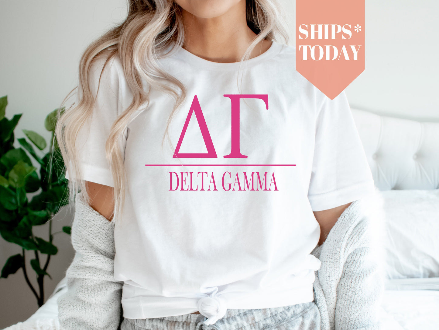 Delta Gamma Loud Letters Sorority T-shirt _ 477g