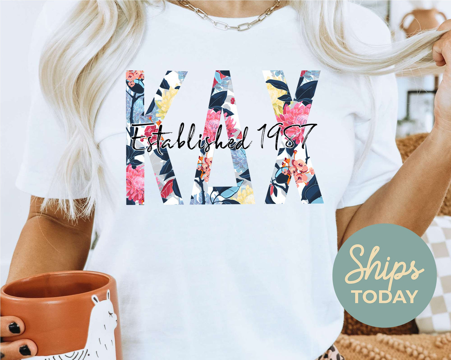 Kappa Delta Chi Floral Block Sorority T-shirt _ 3515g