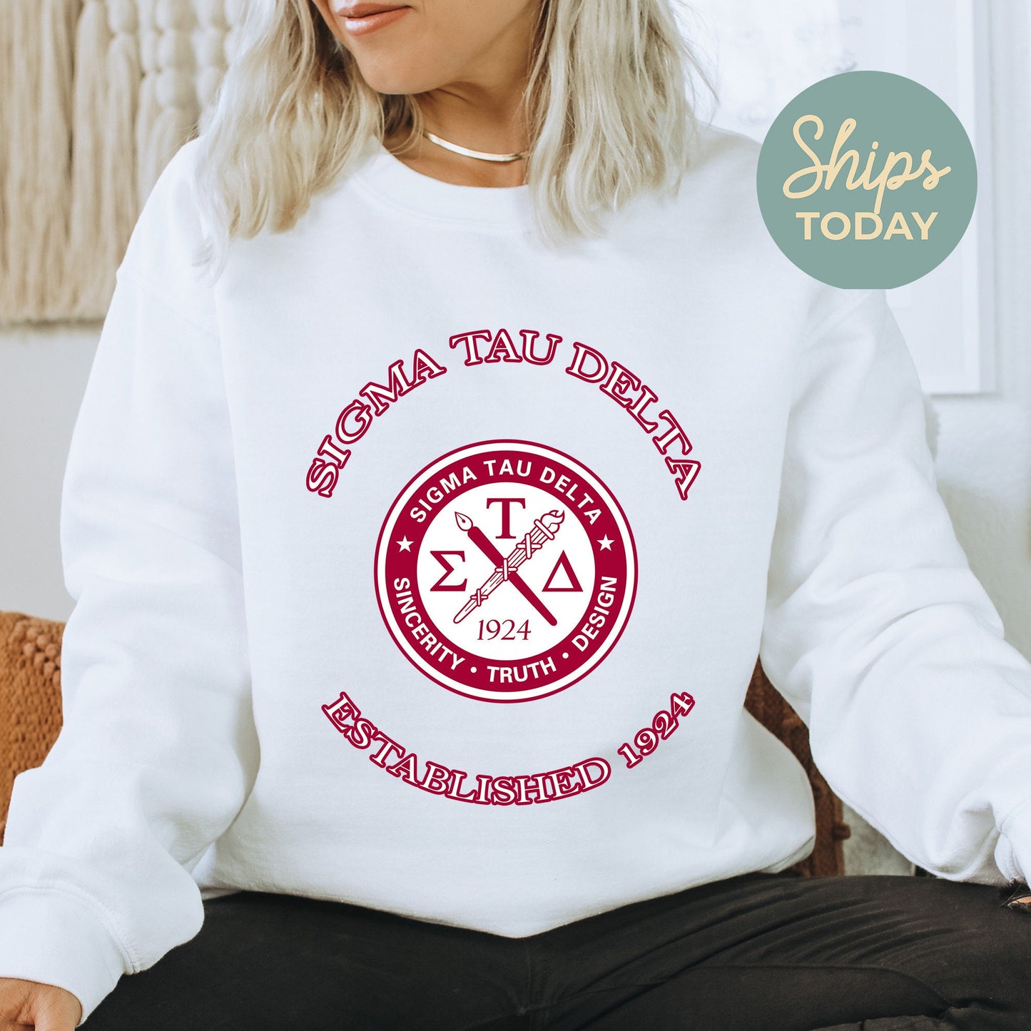 Sigma Tau Delta Iconic Insignia COED Sweatshirt _ 35677g